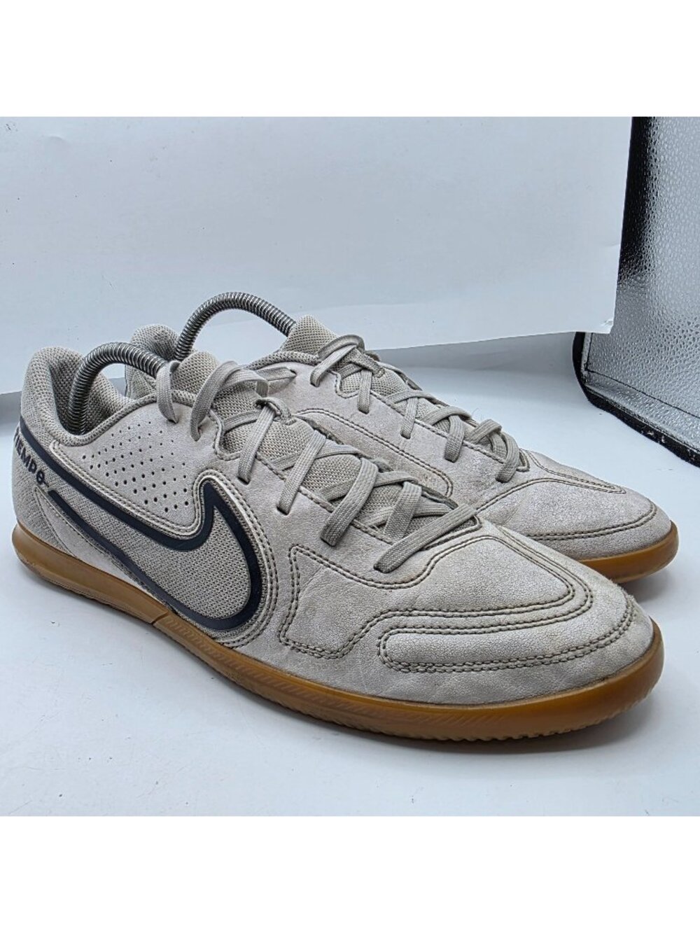 Nike Tiempo Legend 9 IC Mens Size 10 White Indoor Soccer Cleats Futsal Shoes